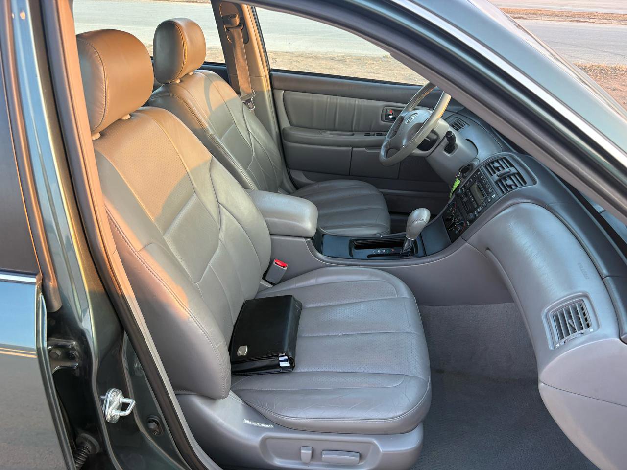 Used 2004 Toyota Avalon XLS image 36