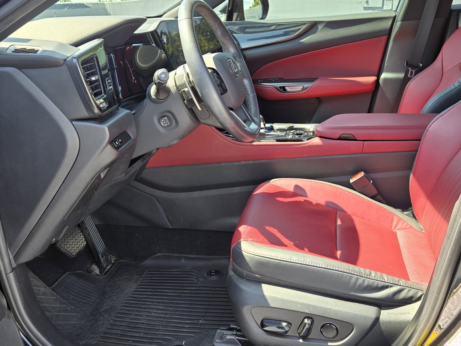Used 2023 Lexus NX 350 AWD image 3