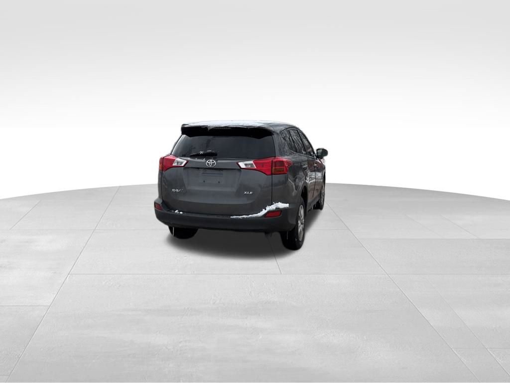 Used 2015 Toyota RAV4 LE image 6