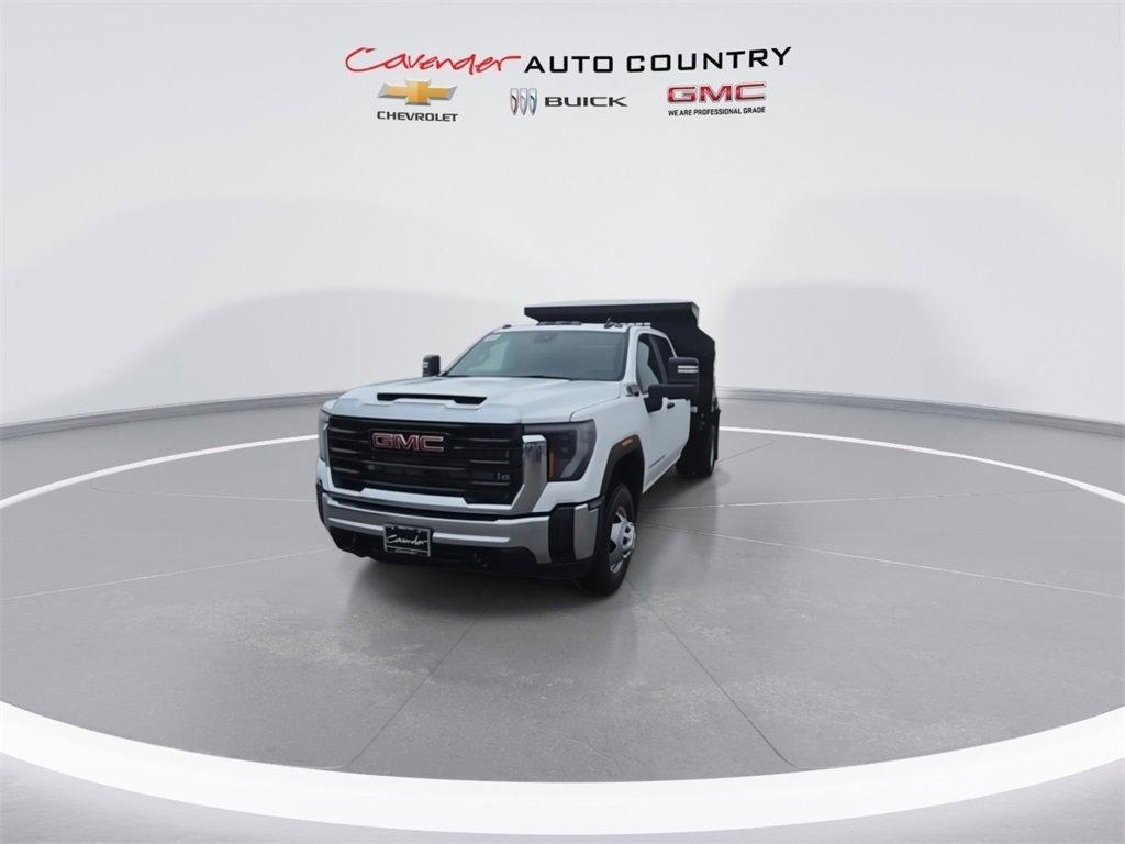 New 2025 GMC Sierra 3500 Pro w/ Convenience Package image 3