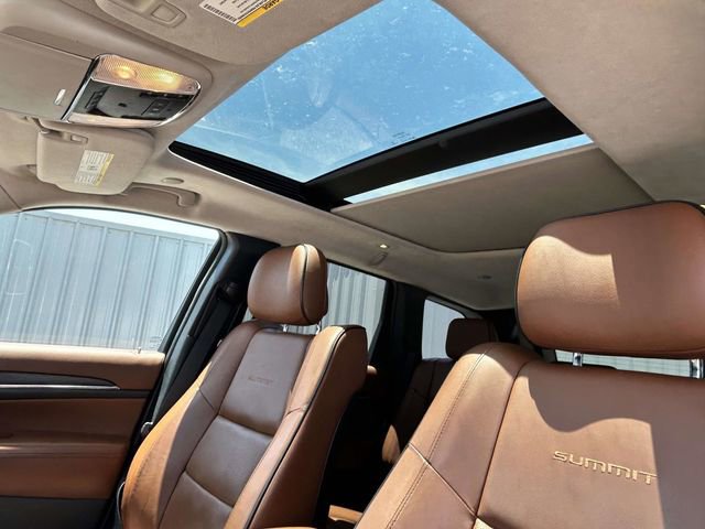 Used 2016 Jeep Grand Cherokee Summit w/ Platinum Series Group AWD/4WD image 15