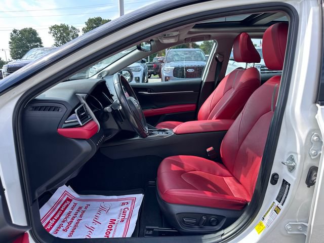 Used 2023 Toyota Camry XSE w/ Navigation Package FWD image 10