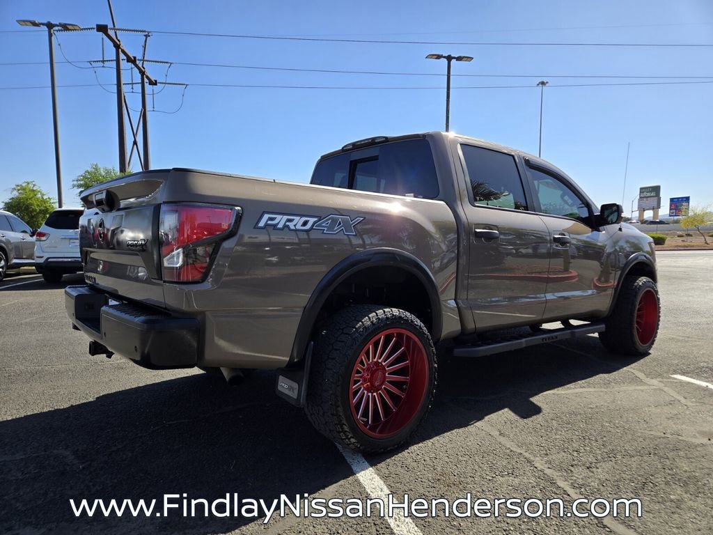 Used 2021 Nissan Titan PRO-4X w/ Pro-4x Convenience Package image 6