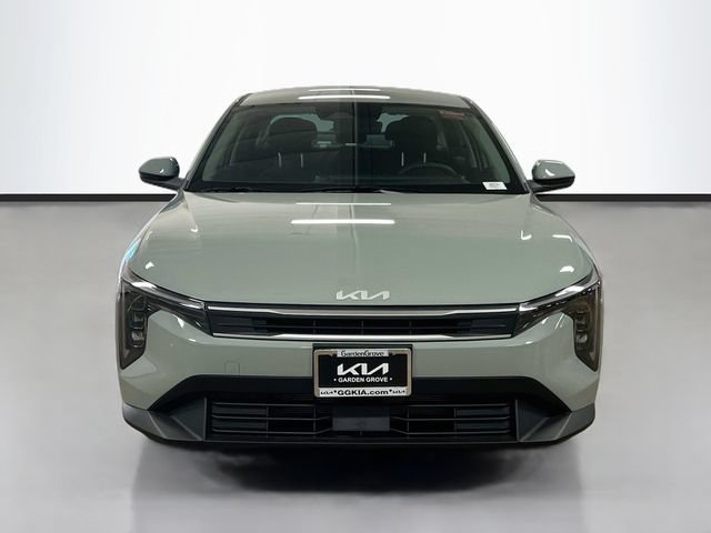 New 2026 Kia K4 FWD image 2