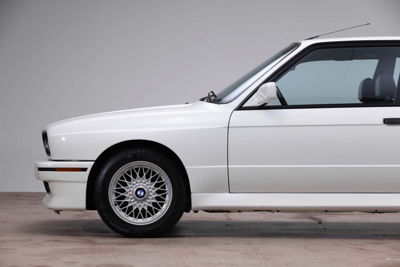 Used 1988 BMW M3 Coupe RWD image 25