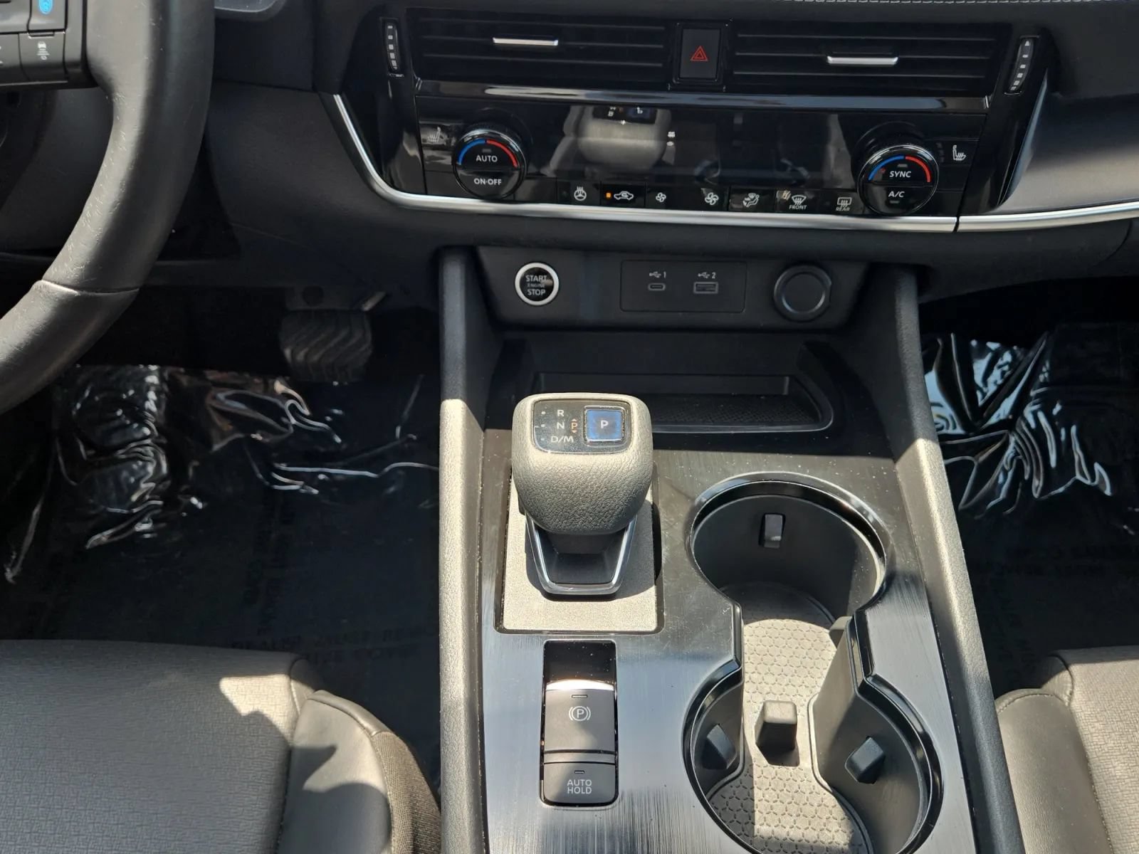 Used 2022 Nissan Rogue SV w/ SV Premium Package AWD/4WD image 18