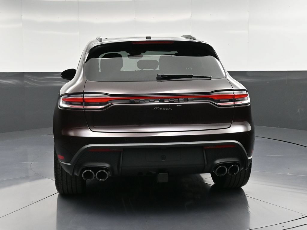 Certified 2026 Porsche Macan AWD/4WD image 7
