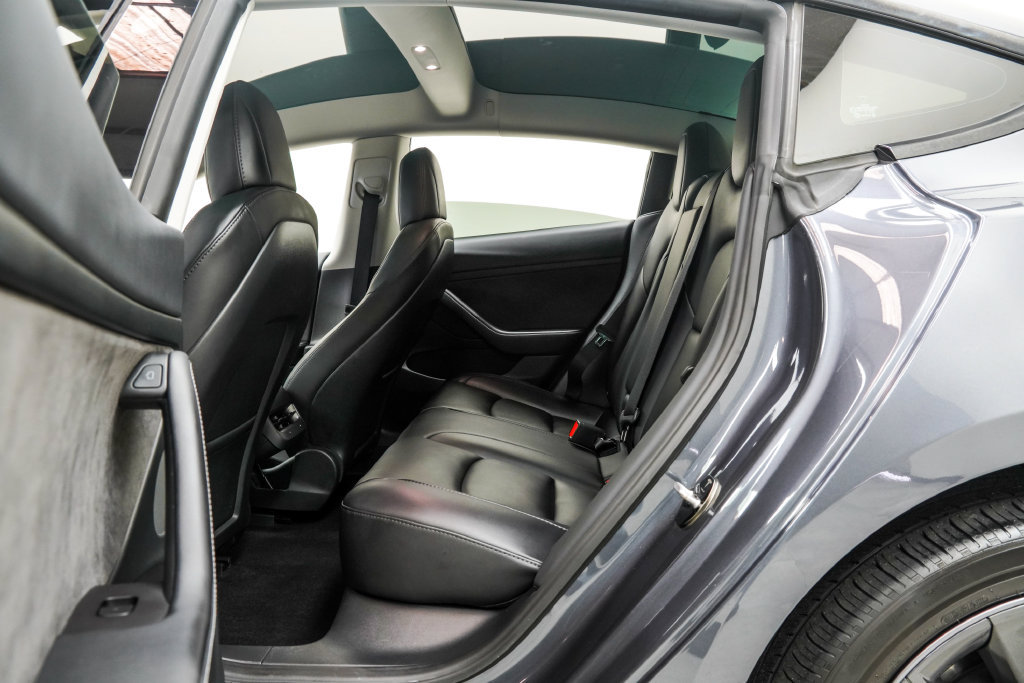 Used 2023 Tesla Model 3 Standard Range RWD image 19