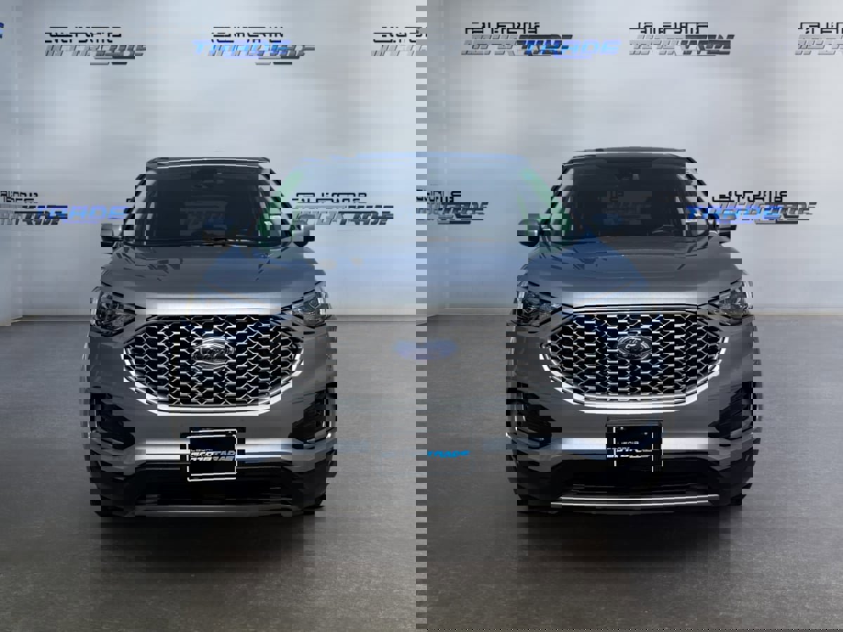 Used 2024 Ford Edge SEL image 2