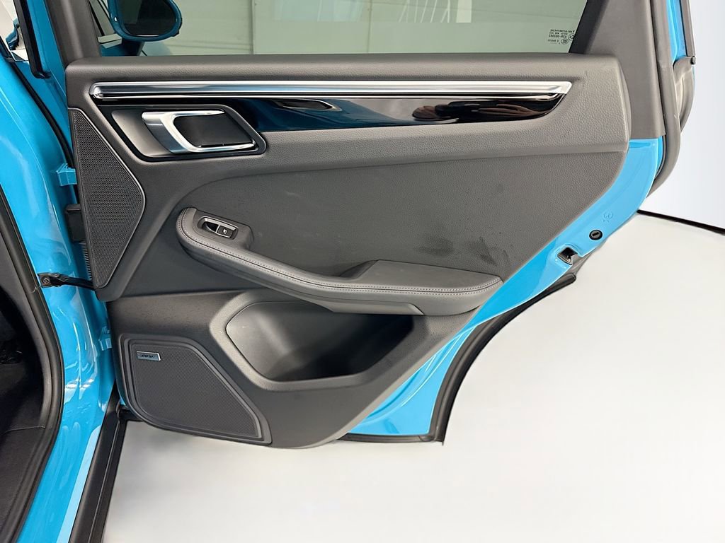 Used 2021 Porsche Macan S image 26