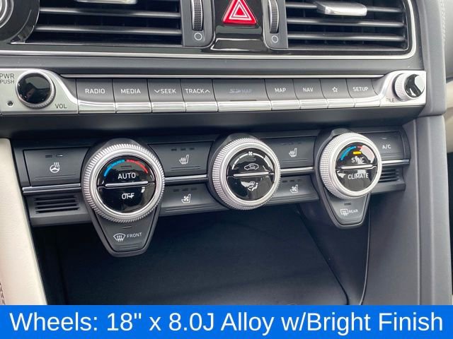 Used 2020 Genesis G70 2.0T w/ Prestige Package image 13