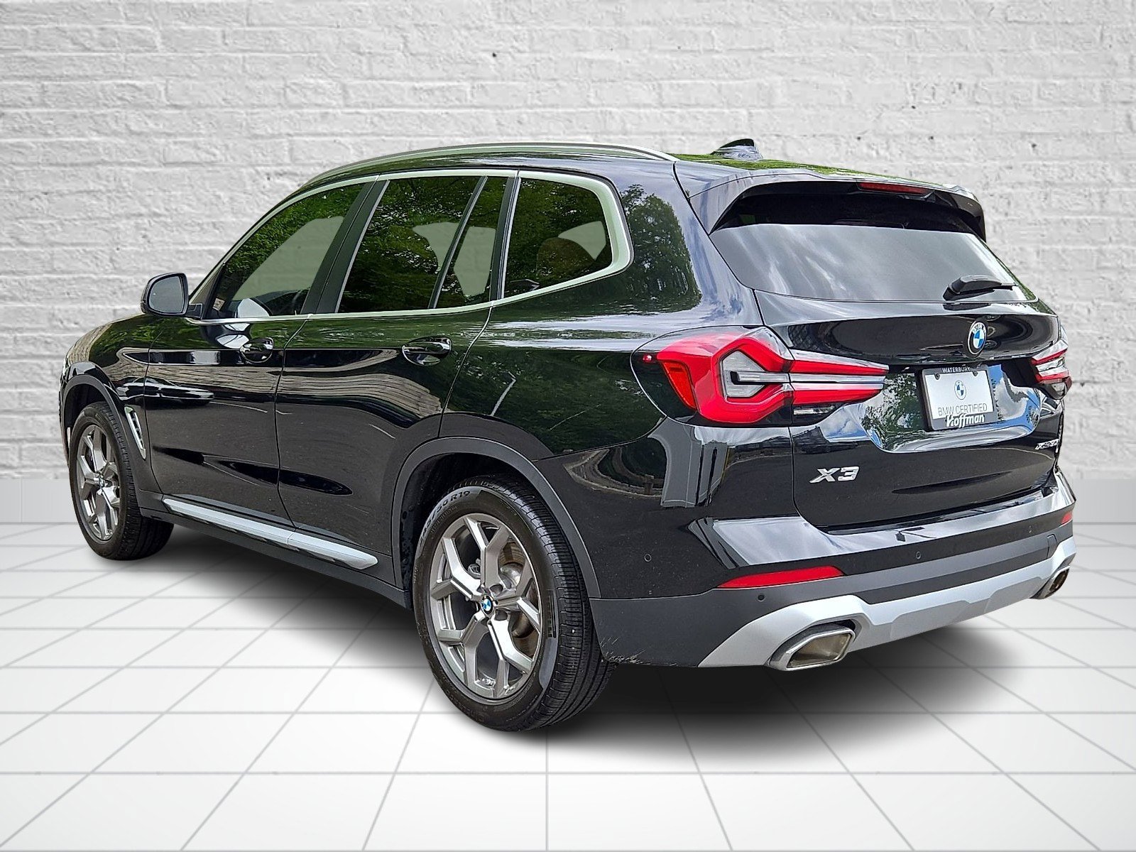 Used 2024 BMW X3 xDrive30i w/ Premium Package w/ZPA AWD/4WD image 4