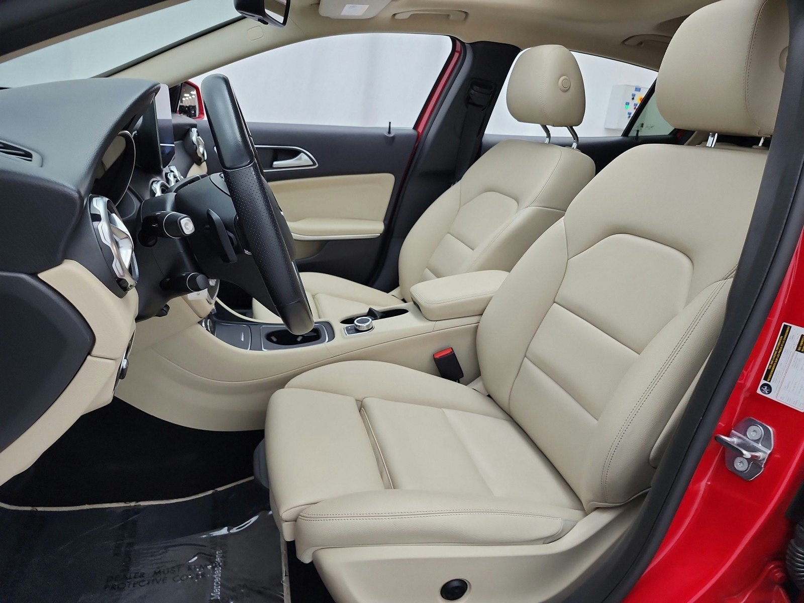 Used 2019 Mercedes-Benz GLA 250 image 13