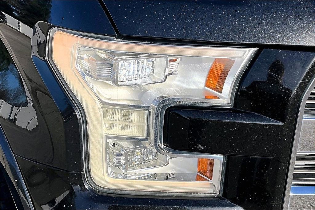 Used 2015 Ford F150 Lariat w/ Equipment Group 502A Luxury image 31