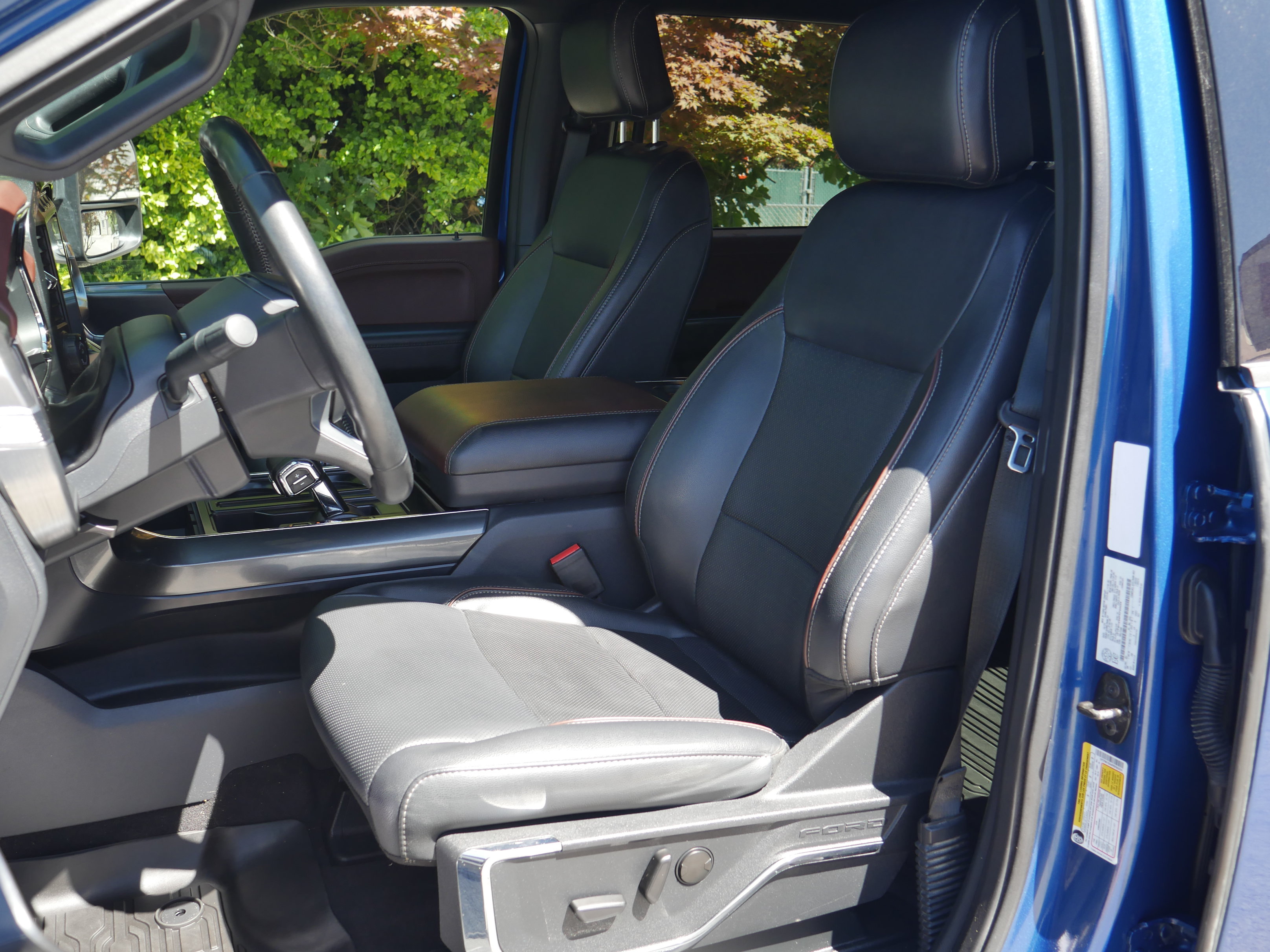 Used 2023 Ford F150 Lariat w/ FX4 Off-Road Package AWD/4WD image 36