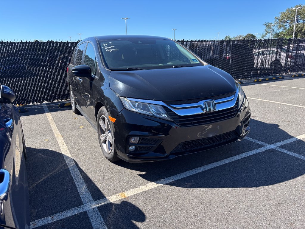 Used 2018 Honda Odyssey EX image 3
