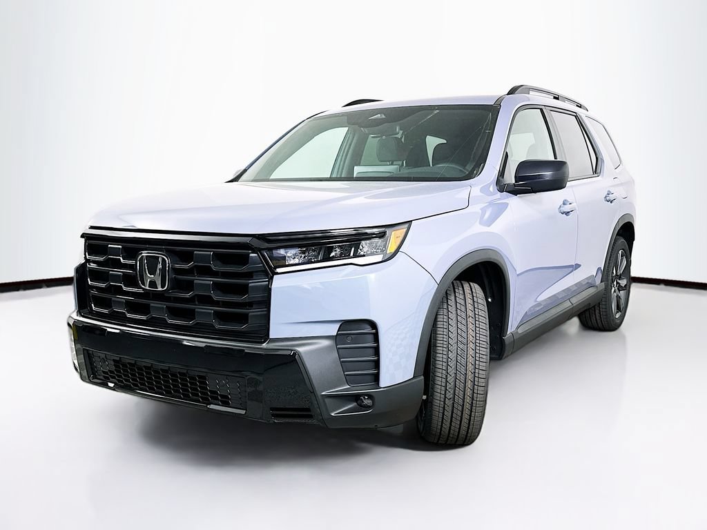 Used 2026 Honda Pilot Sport image 1