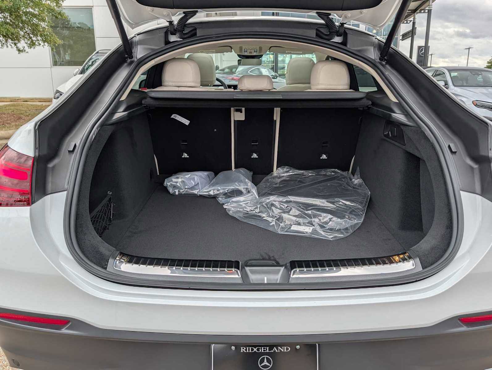 New 2026 Mercedes-Benz GLE 450 4MATIC Coupe image 24