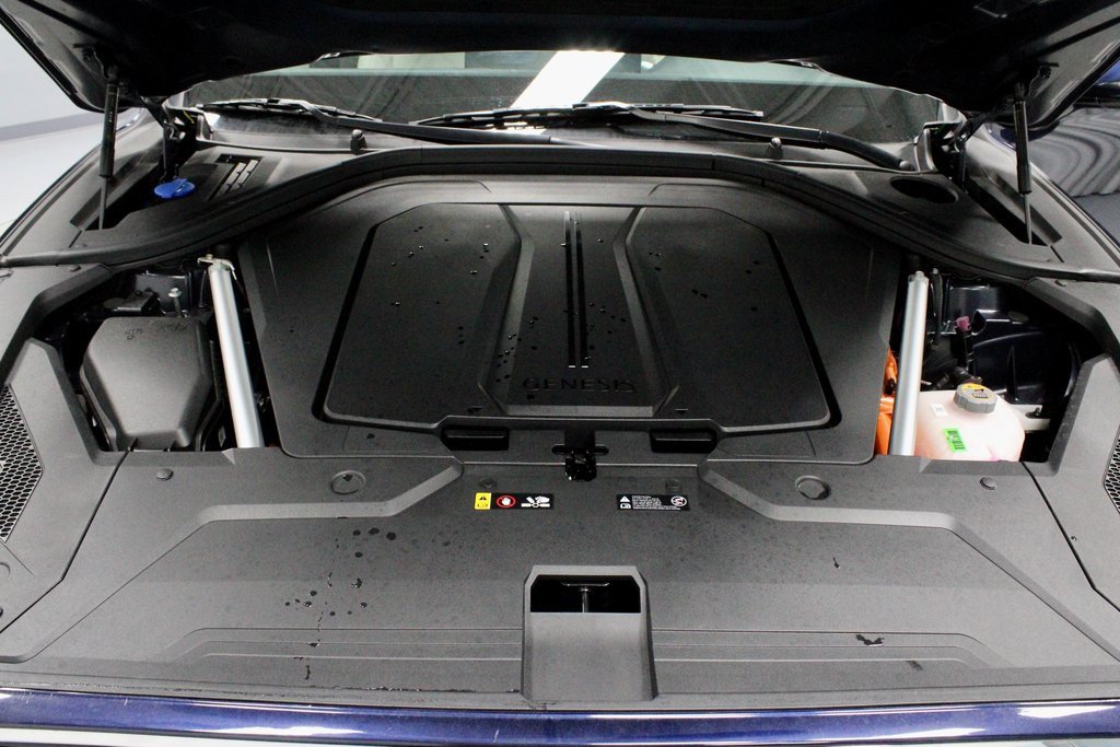 Used 2025 Genesis Electrified GV70 Advanced image 17