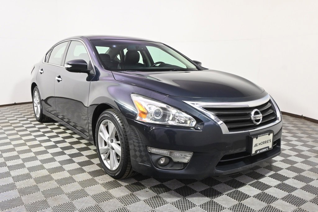 Used 2014 Nissan Altima 2.5 SL w/ Moonroof Package image 9