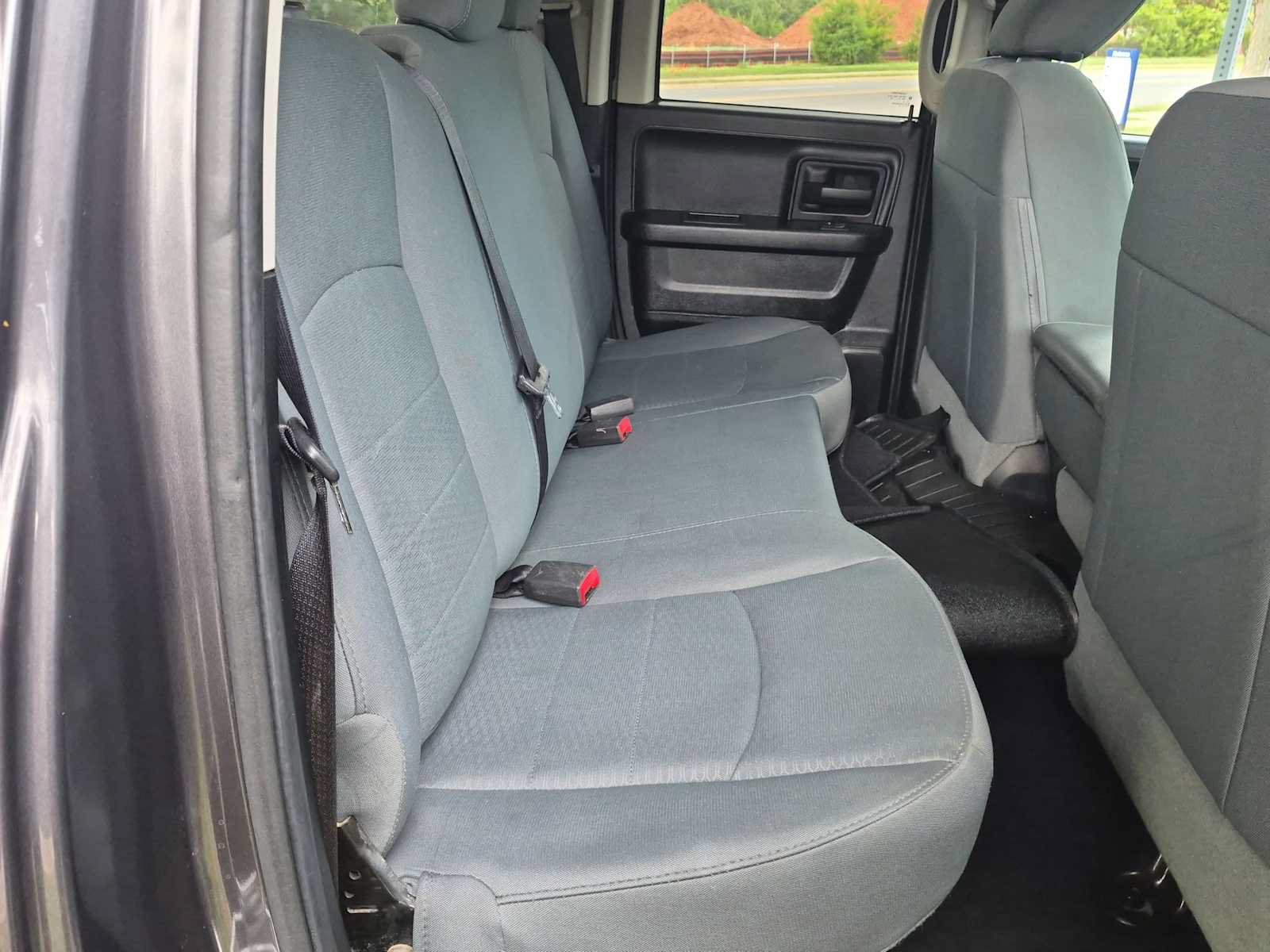 Used 2016 RAM 1500 Express AWD/4WD image 19