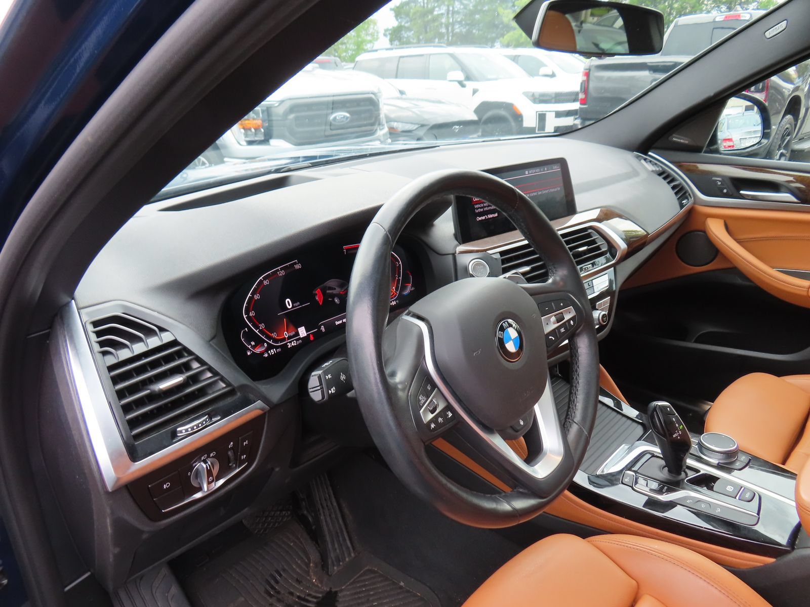 Used 2021 BMW X4 xDrive30i w/ Executive Package AWD/4WD image 16