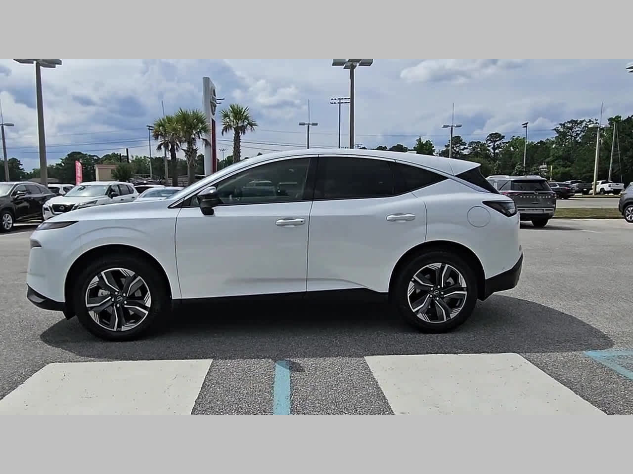 Used 2025 Nissan Murano SL w/ Cargo Package AWD/4WD image 26
