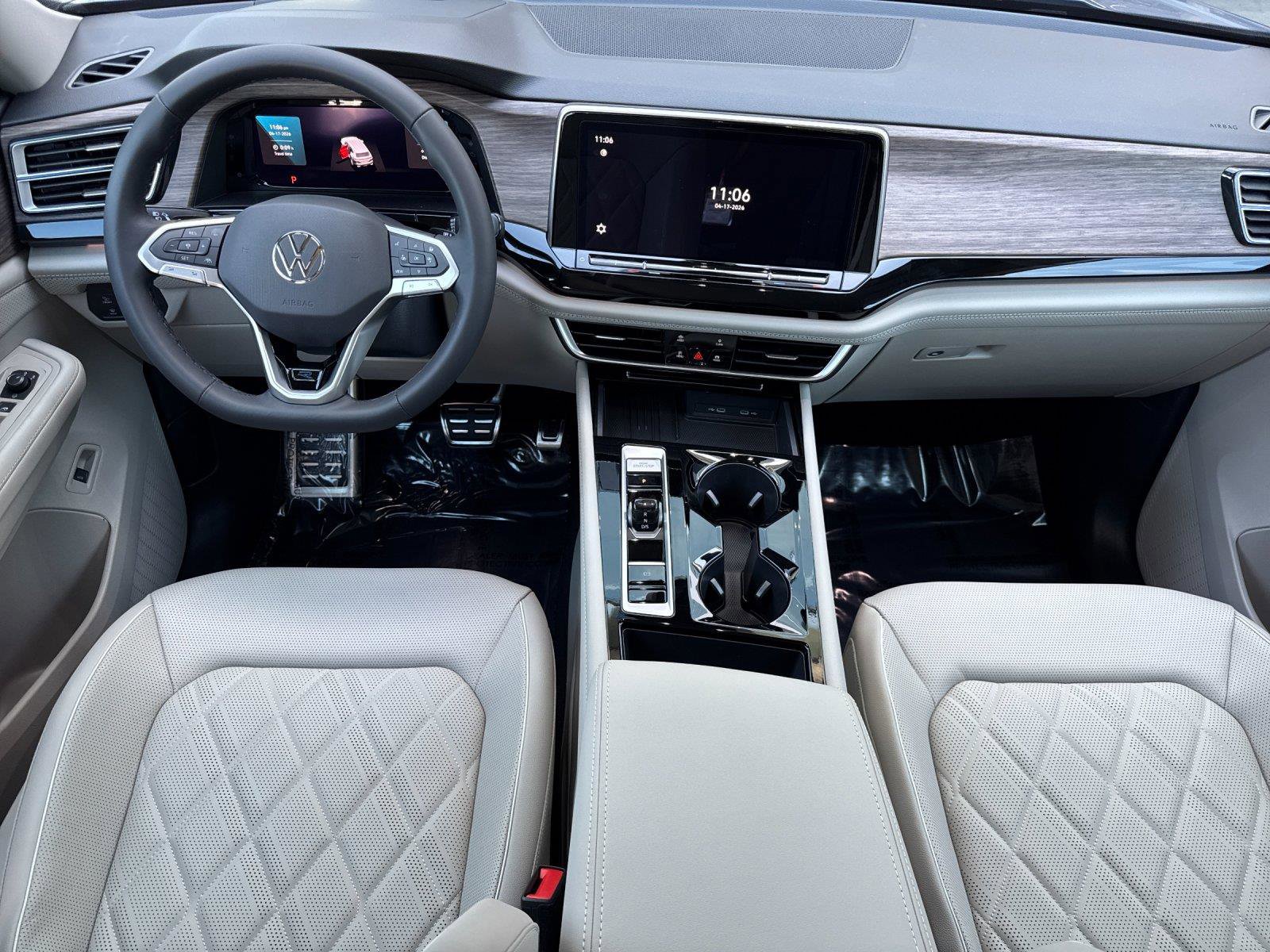 New 2026 Volkswagen Atlas SEL Premium R-Line image 12