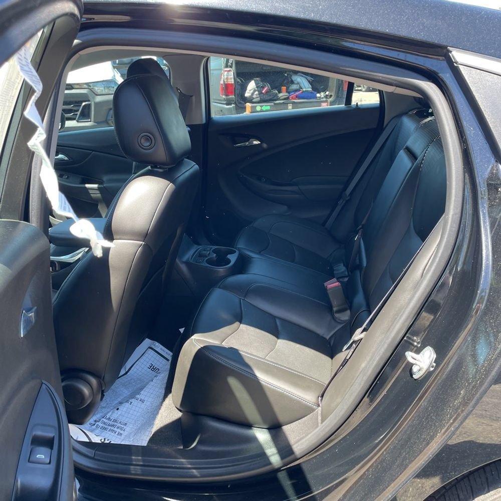 Used 2017 Chevrolet Volt Premier w/ Driver Confidence II Package FWD image 13