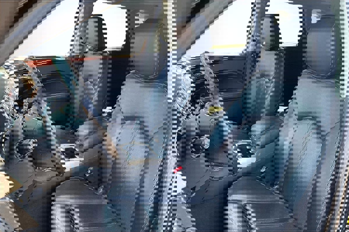 Used 2016 Cadillac SRX Luxury image 25