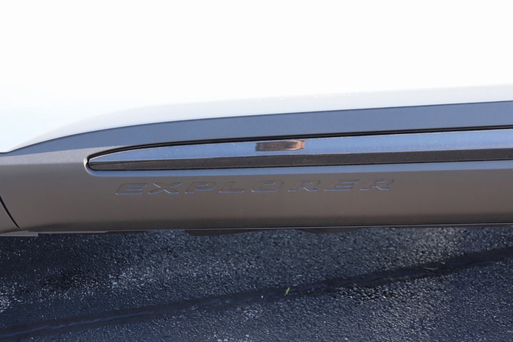 New 2026 Ford Explorer Active image 9