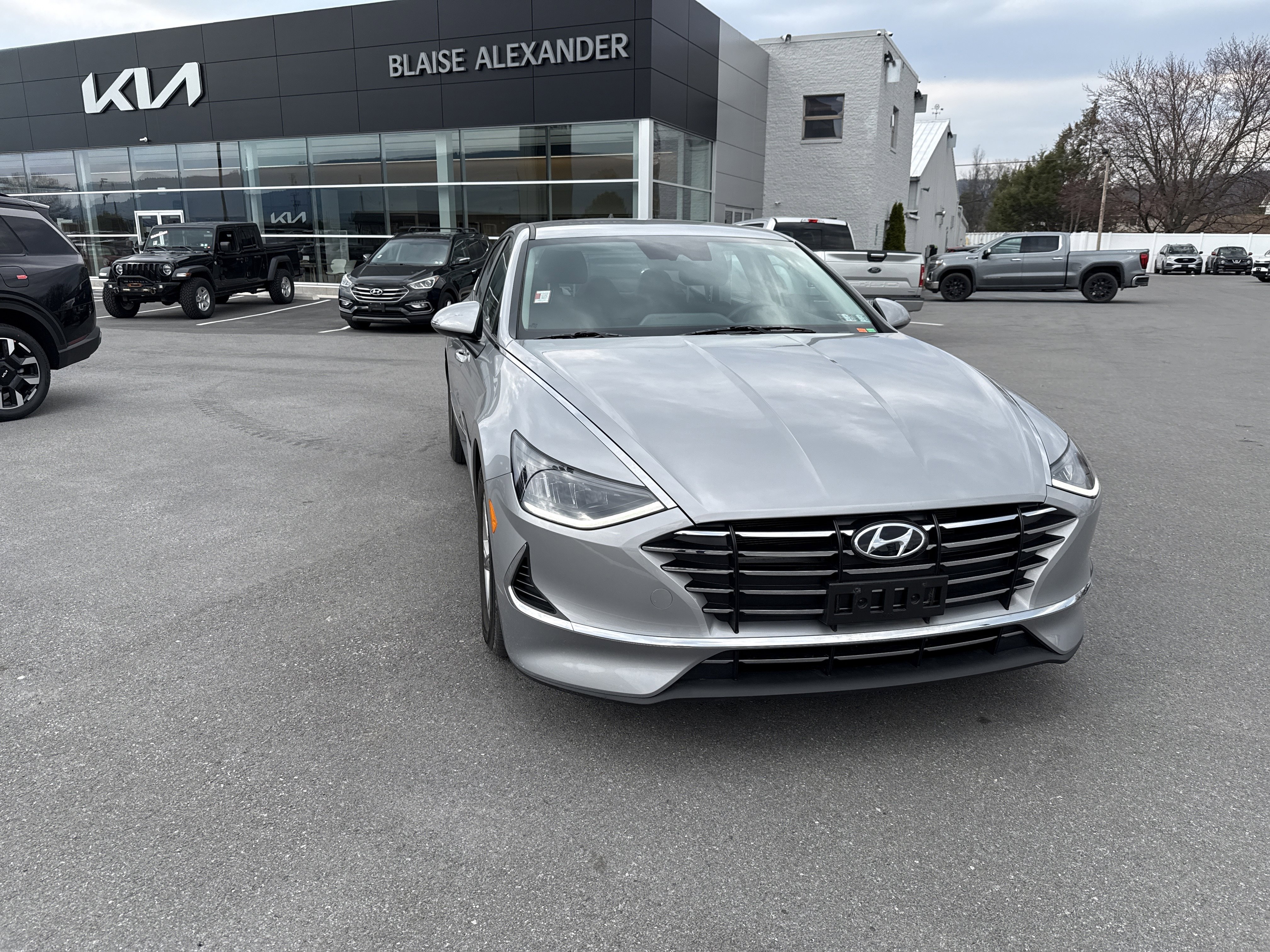 Used 2023 Hyundai Sonata SE