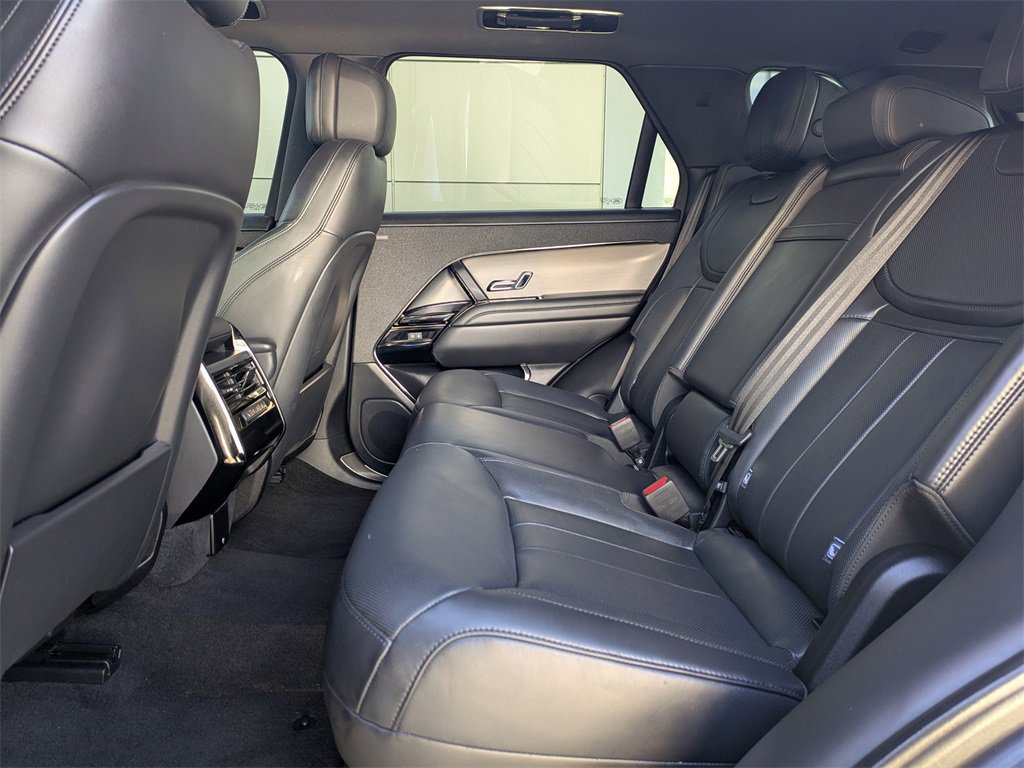 Used 2023 Land Rover Range Rover Sport SE Dynamic image 15