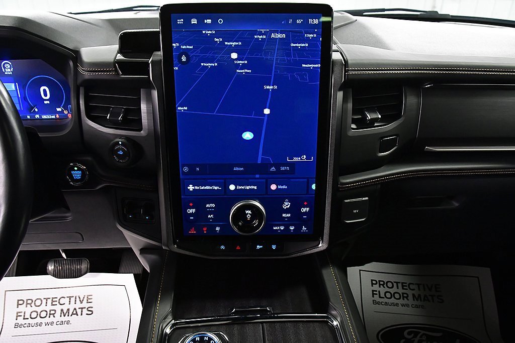 Used 2024 Ford Expedition Max Platinum image 25