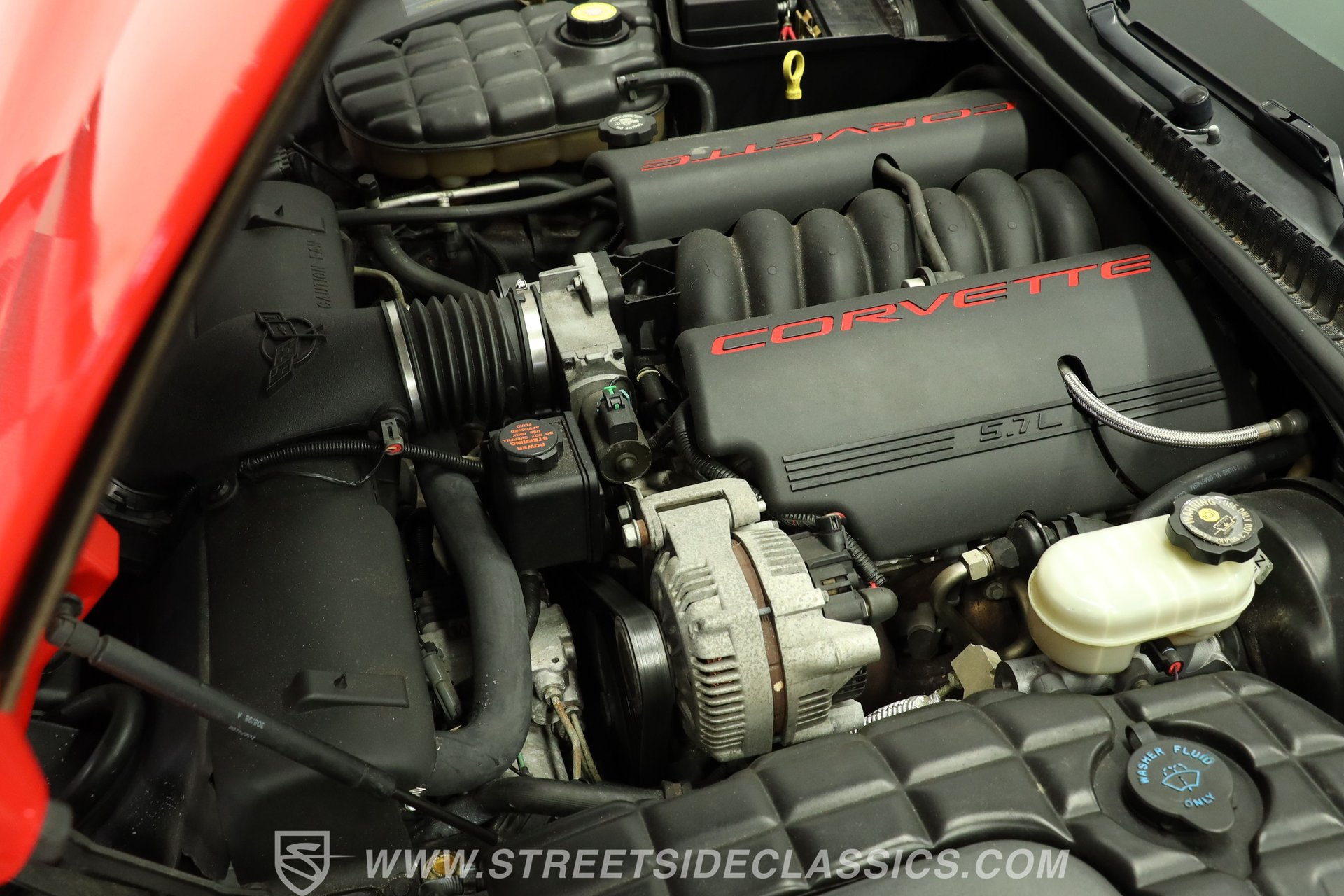 Used 1999 Chevrolet Corvette Coupe w/ Memory Pkg RWD image 3
