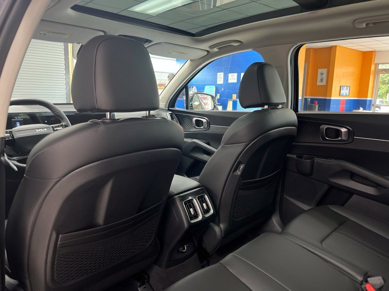 New 2026 Kia Sorento S w/ S Panoramic Sunroof Package FWD image 15