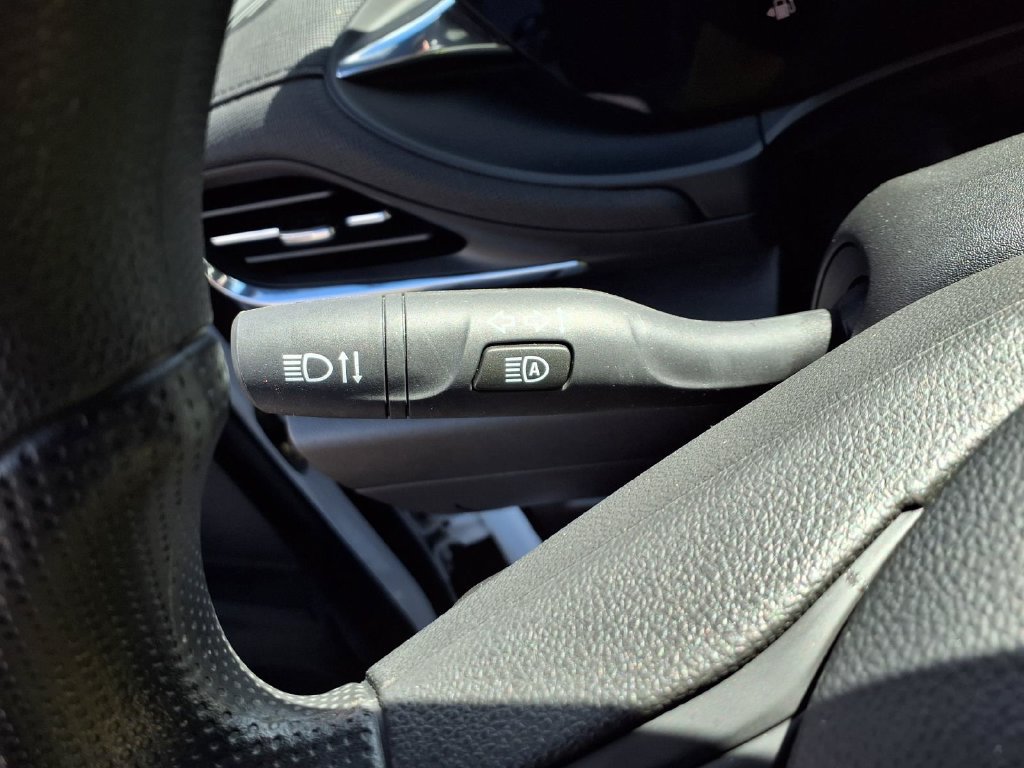 Certified 2026 Buick Envista Preferred FWD image 11