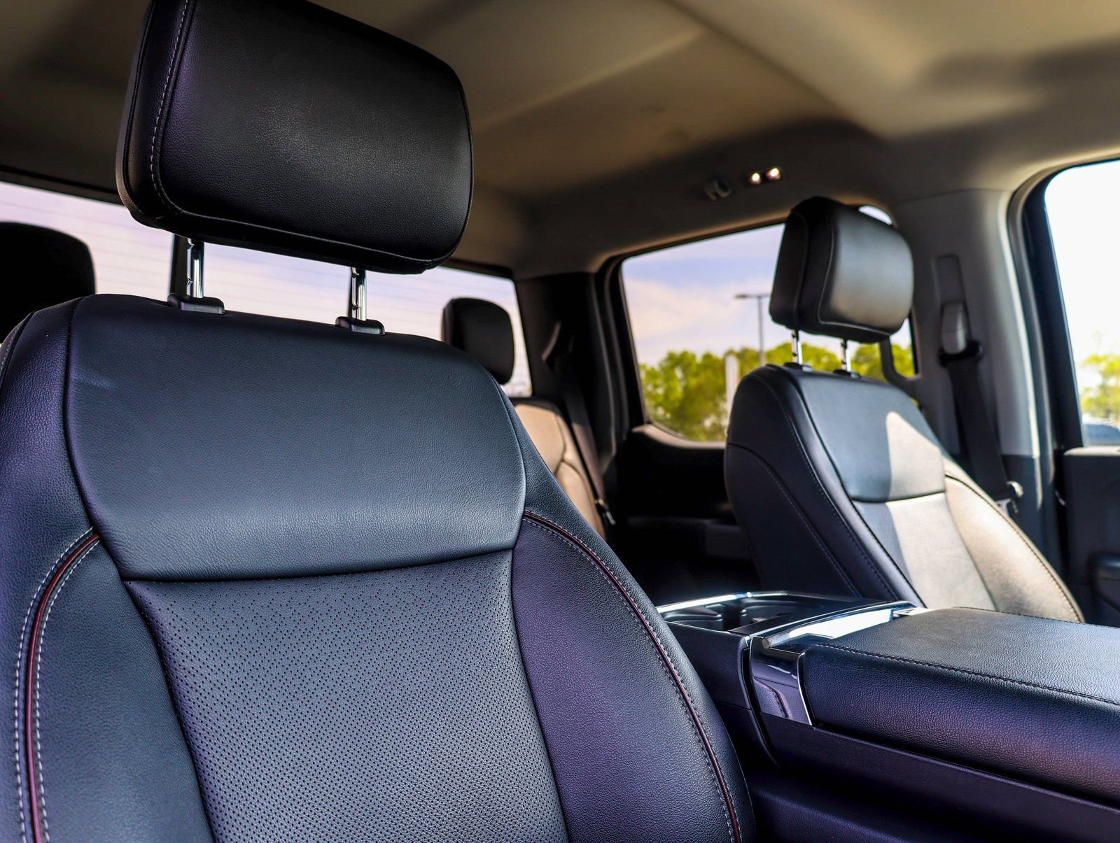 Used 2022 Ford F150 Lariat image 15