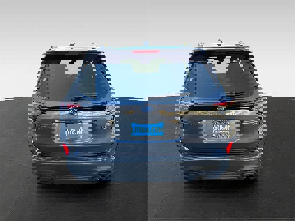 New 2025 Subaru Forester Touring image 5