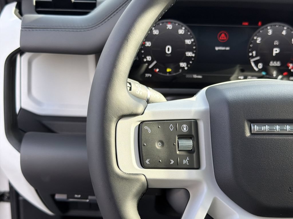 New 2026 Land Rover Defender 110 X-Dynamic SE AWD/4WD image 23