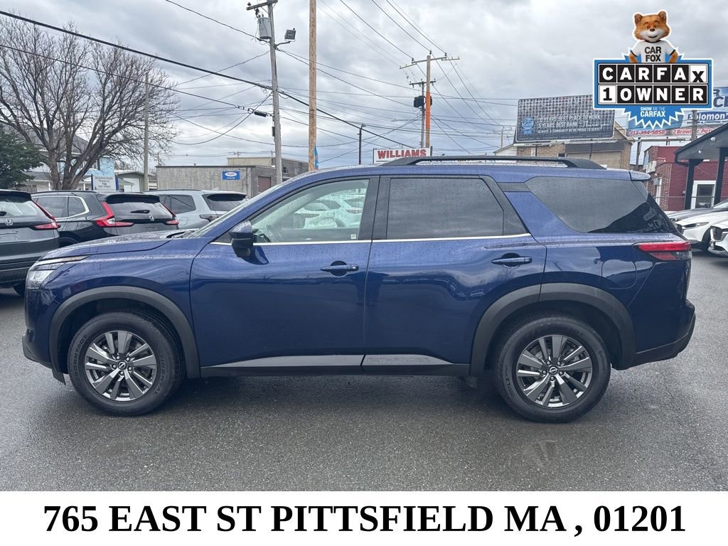 Used 2022 Nissan Pathfinder SV image 4