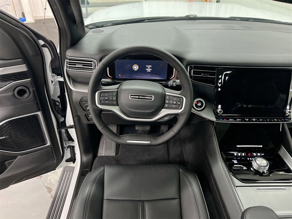 New 2026 Jeep Grand Wagoneer L Limited w/ Premium Group II image 11