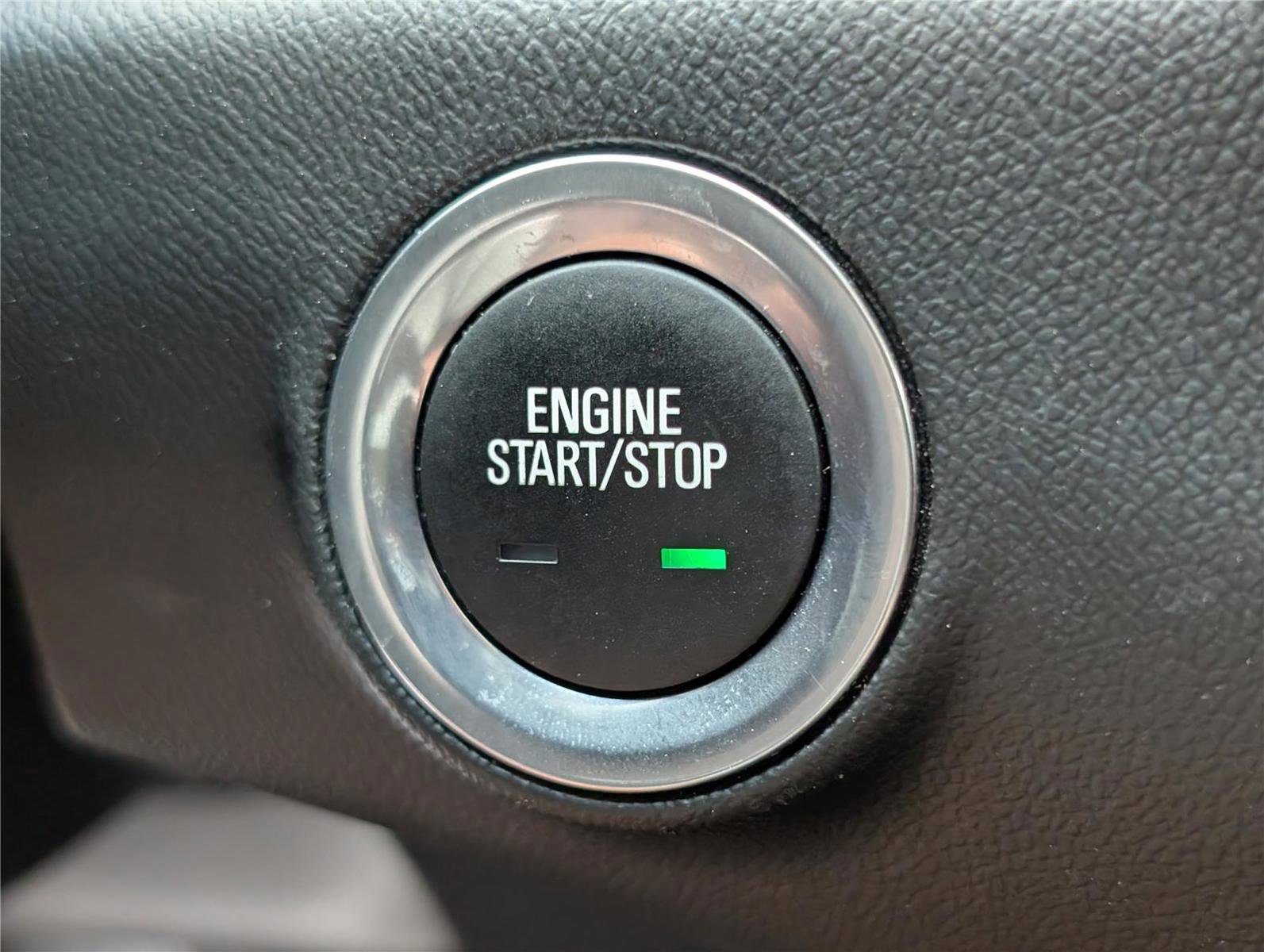 Used 2024 GMC Terrain SLE FWD image 22