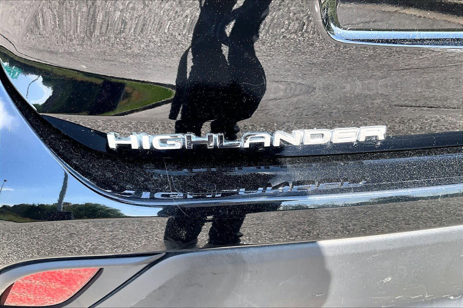 Used 2023 Toyota Highlander XLE AWD/4WD image 31