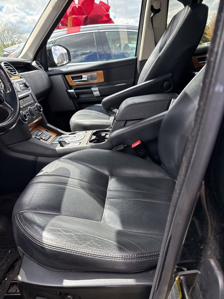 Used 2015 Land Rover LR4 HSE AWD/4WD image 4