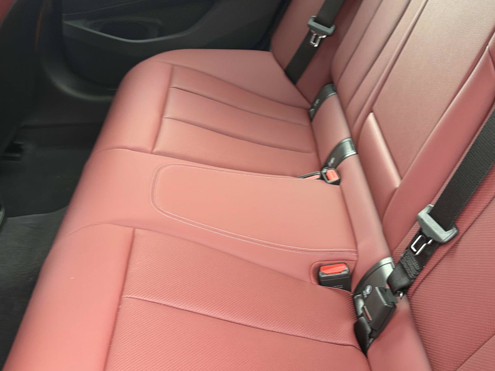 Certified 2025 BMW 330i Sedan RWD image 13