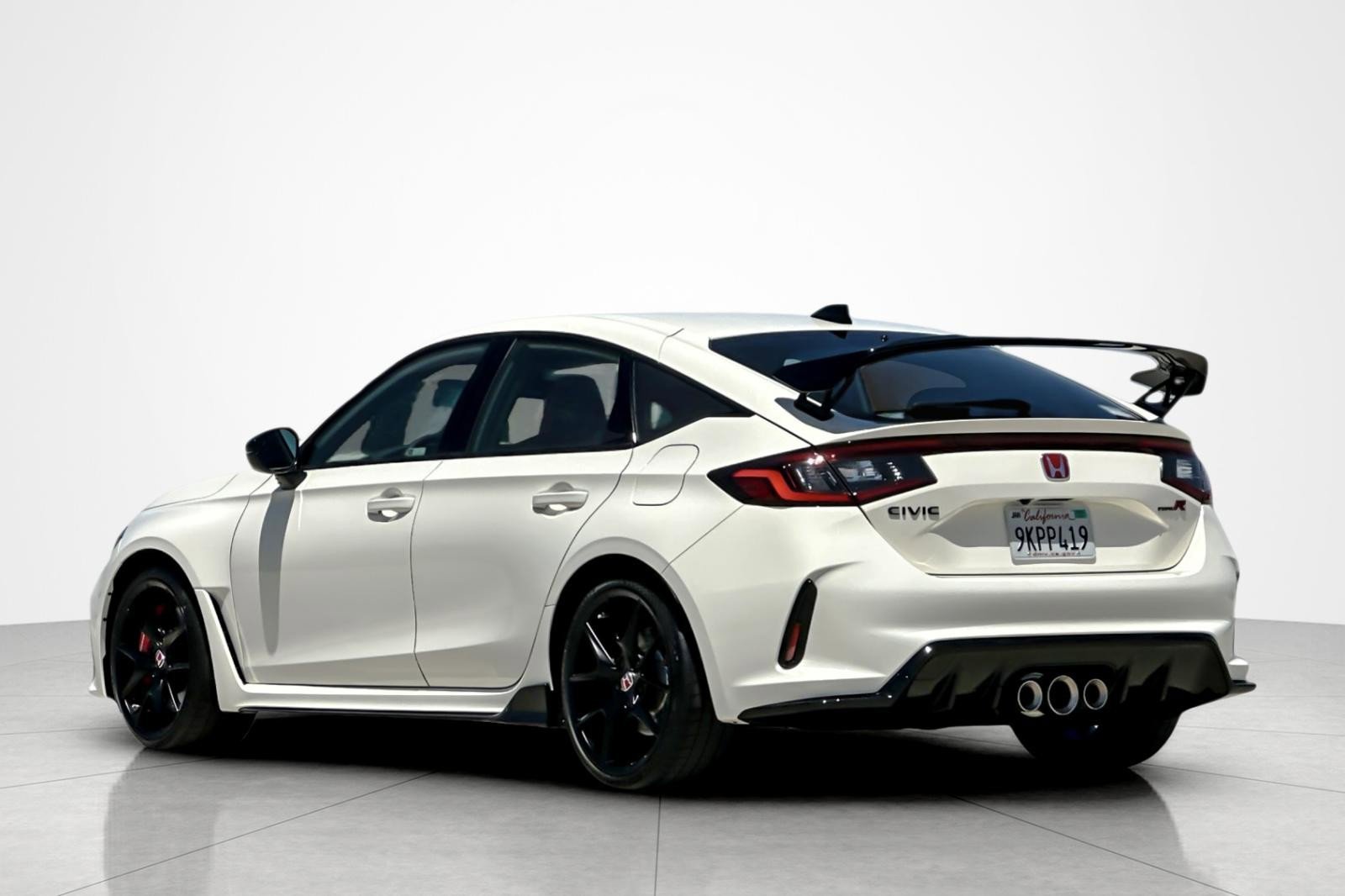 Used 2024 Honda Civic Type R image 3