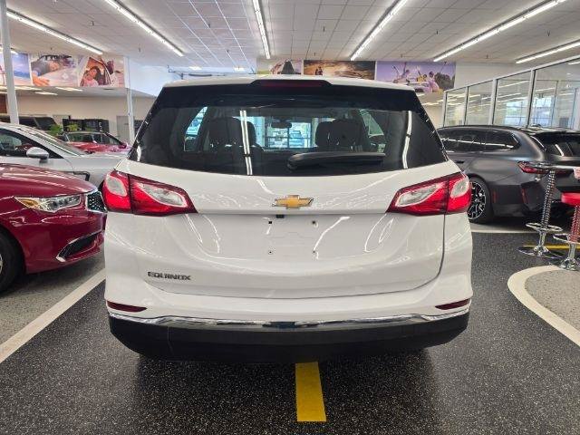 Used 2018 Chevrolet Equinox LS FWD image 5