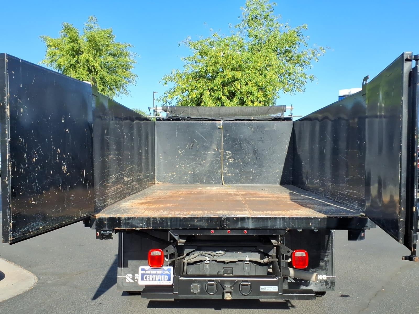 Used 2023 Ford F550 4x4 Regular Cab Super Duty image 16