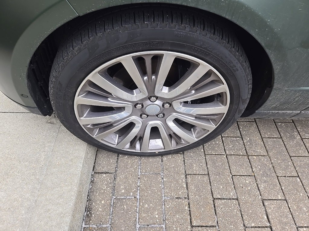 Used 2021 Land Rover Range Rover LWB SV Autobiography image 10